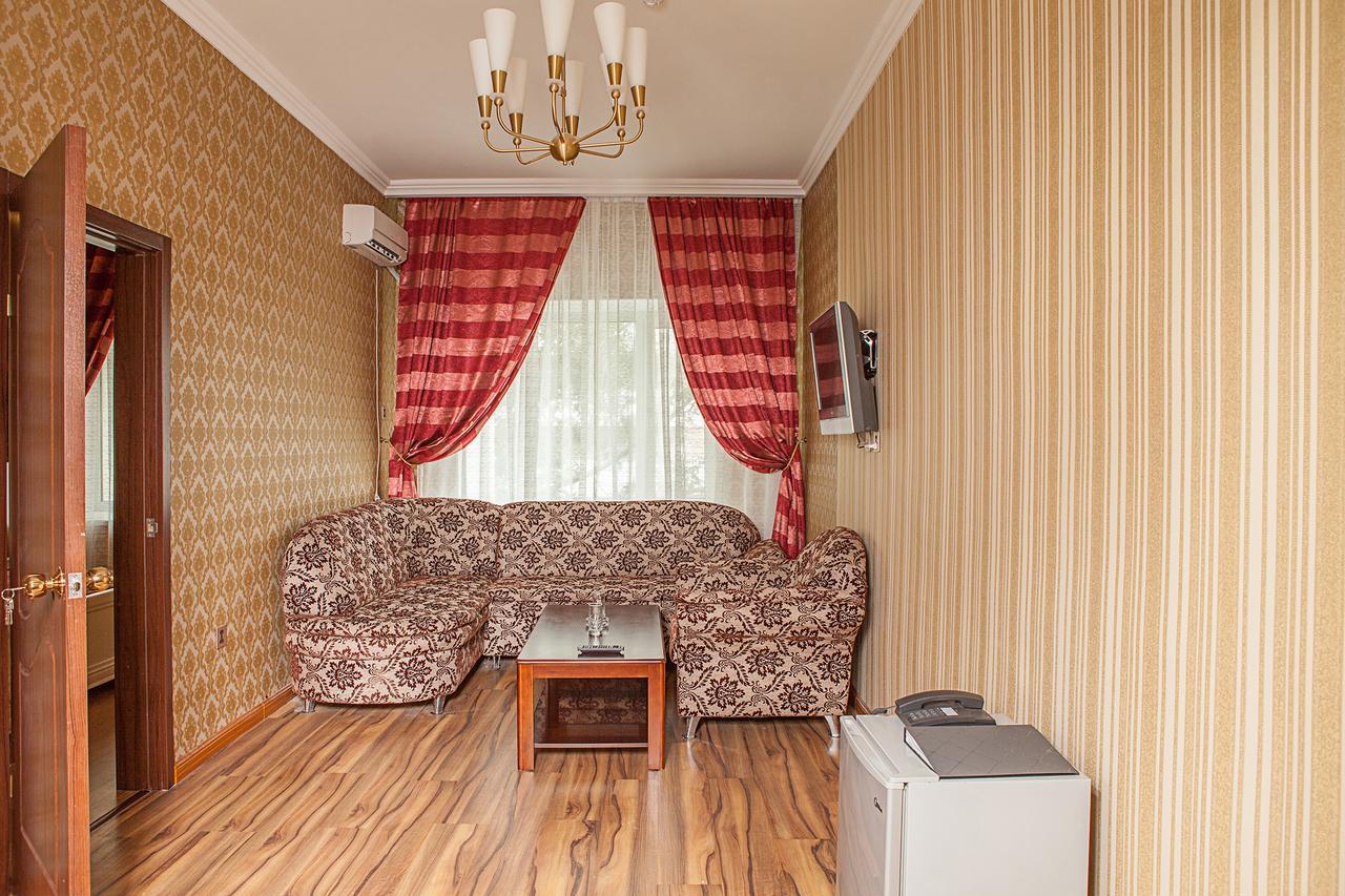 Hotel Topaz Nur-Sultan  Exterior photo