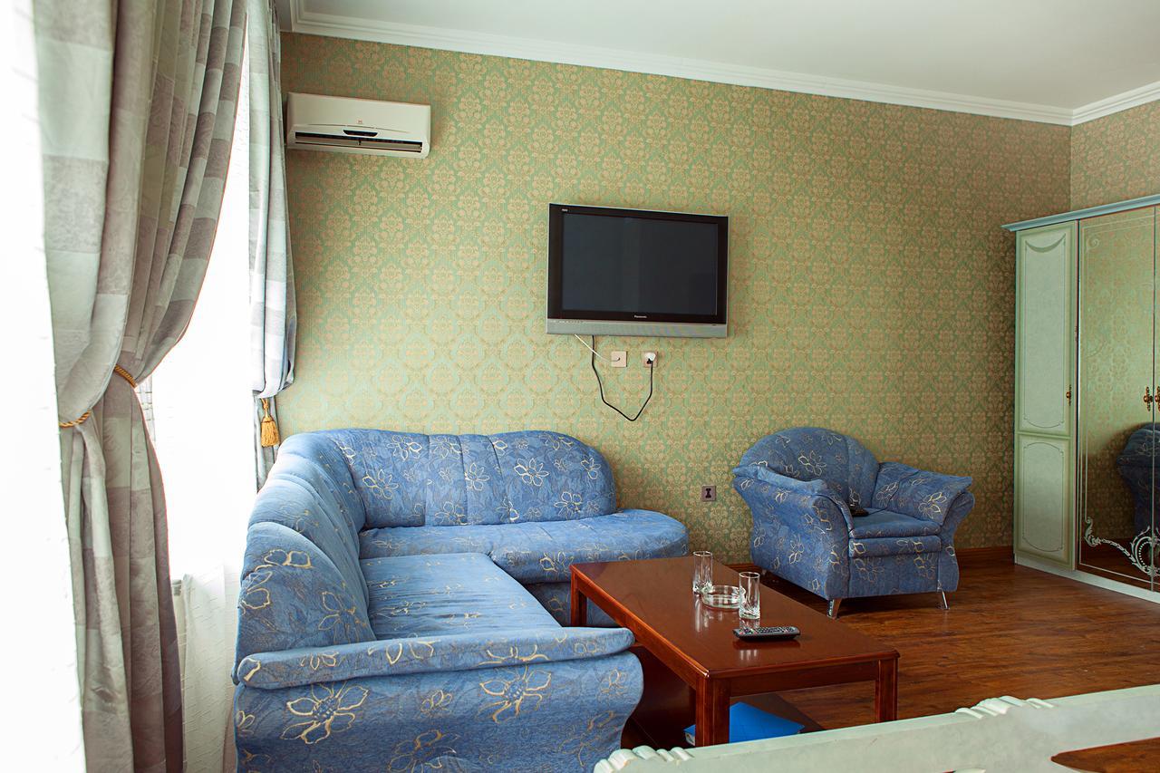 Hotel Topaz Nur-Sultan  Exterior photo